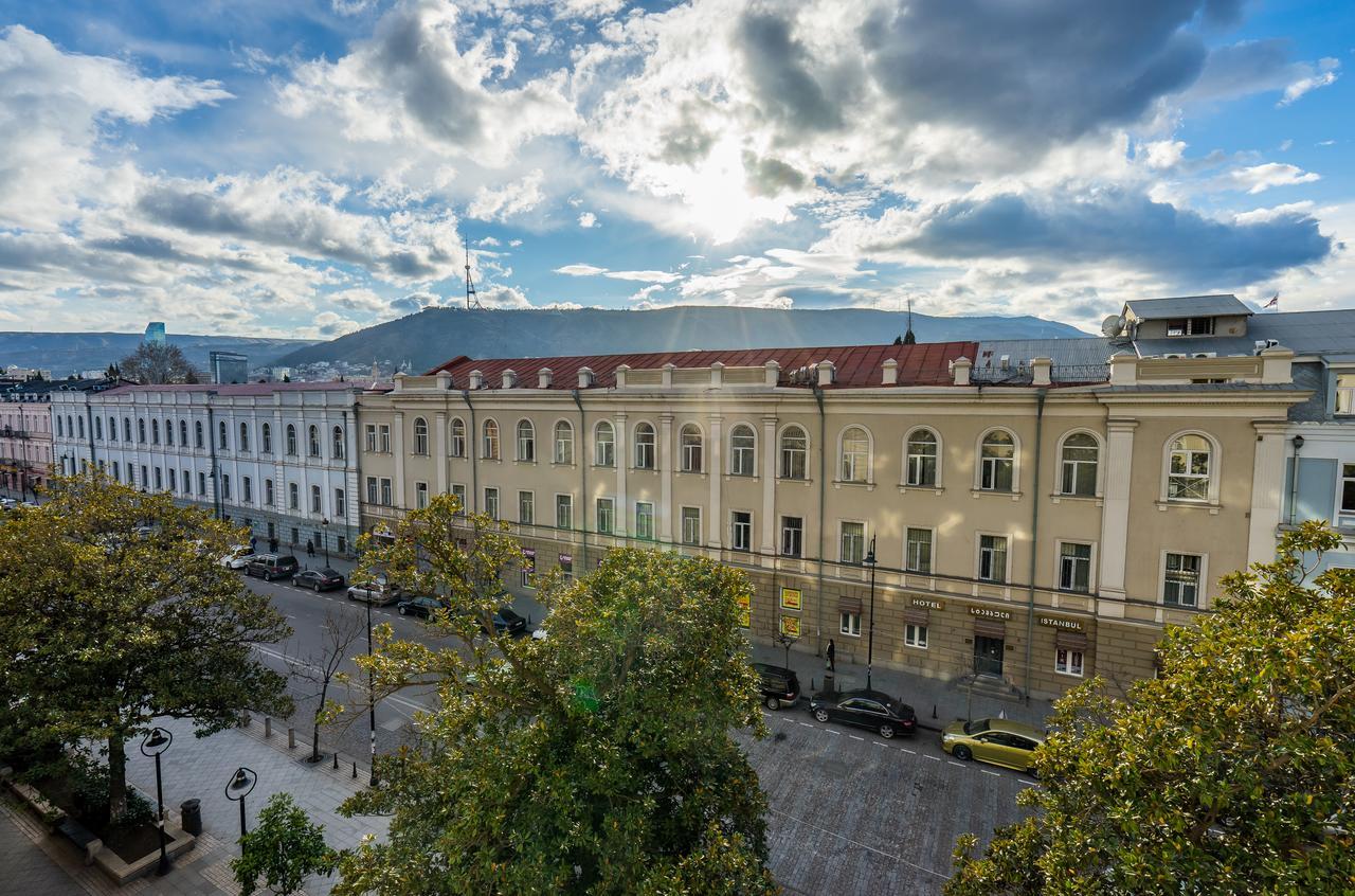 Luxury Apartments On Central Avenue Tbilisi Esterno foto
